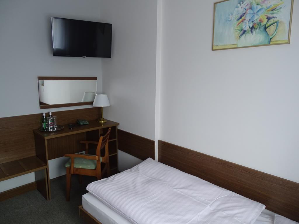 Motel 2000 스테시프 외부 사진