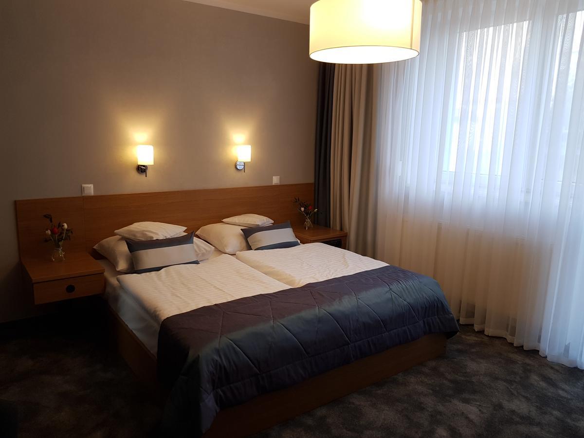 Motel 2000 스테시프 외부 사진