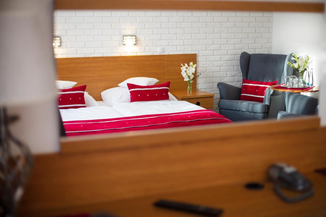 Motel 2000 스테시프 외부 사진